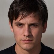 Alex 32 years old